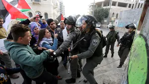 Mii de israelieni au manifestat la Tel Aviv împotriva corupţiei şi a Guvernului Netanyahu - VIDEO