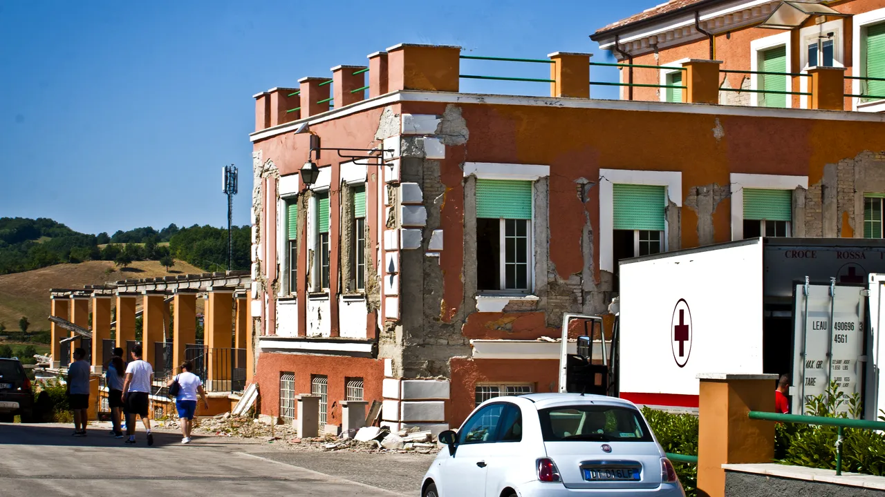 GALERIE FOTO | Cum arată oraşul Amatrice, considerat unul dintre cele mai frumoase oraşe din Italia, la un an de la cutremurul devastator de 6,2 pe scara Richter