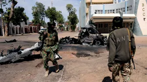 N'Djamena: Mai multe birouri ale Naţiunilor Unite au fost jefuite sau incendiate