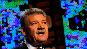 Primarul municipiului Alba Iulia, Mircea Hava, audiat la DNA într-un dosar de corupţie