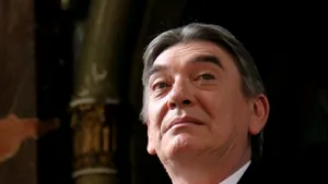 Mişu Dinvale a câştigat concursul pentru funcţia de director al Teatrului Mic din Bucureşti