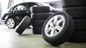 Guvernul susţine cu aproape 100 de milioane de euro Nokian Tyres de la Oradea