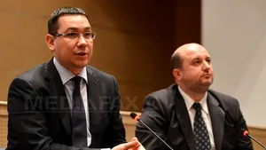Întâlnire Ponta, Antonescu şi Chiţoiu, la Senat. La discuţie au venit şi Dragnea şi Voinea