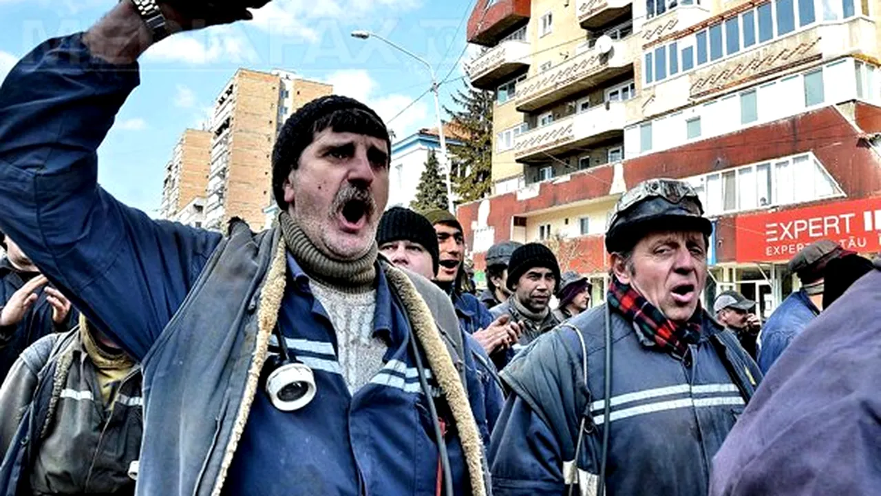 Minerii din valea Jiului cer creşterea cu 100 lei a sporului de periculozitate, la 700 lei