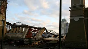Palatul industrial din Praga, distrus parţial de un incendiu