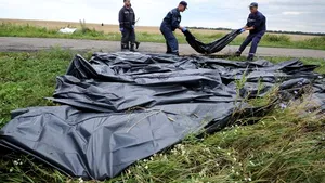 Cum intenţionau rebelii proruşi să SABOTEZE ancheta în cazul avionului prăbuşit. Planul, interceptat de britanici