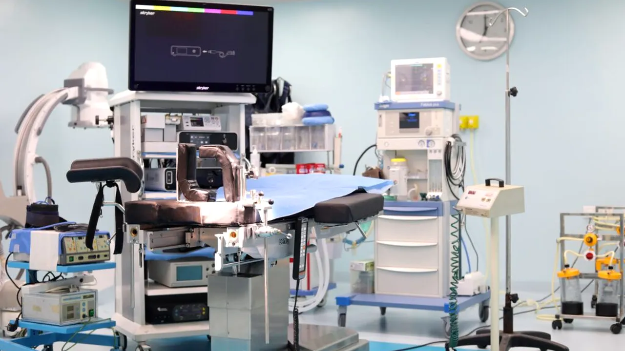 Premieră medicală în Italia. Doi pacienți au fost operați de medici aflați la peste 10 kilometri distanță cu ajutorul unui robot