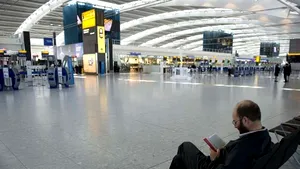 Traficul aerian european, perturbat de norul de cenuşă vulcanică