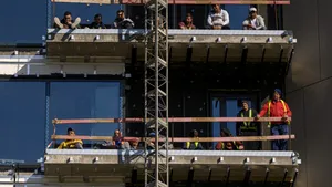 Doar marii dezvoltatori mai construiesc în București