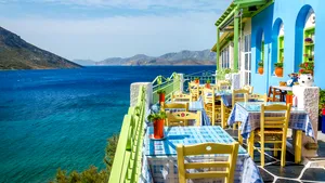 VACANŢE online: Românii caută excursii în Bulgaria, Grecia şi Turcia, care să coste 300 de euro