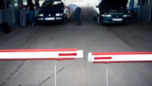 Ai voie să tranzitezi fără restricţii Ungaria. Regulile sunt pentru cei care rămân în acest stat