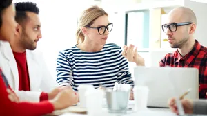 Psihologia confirmă: oamenii inteligenți pun întrebări elementare. Copiii de cinci ani știu deja asta