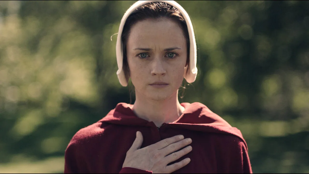 Actriţa Alexis Bledel, cea mai periculoasă celebritate online în 2019. Care sunt surprizele topului