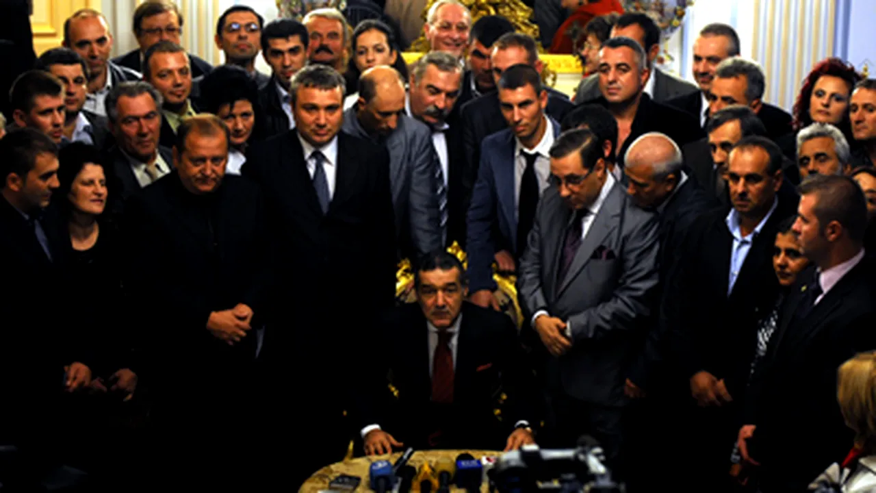 Gigi Becali candidează la Preşedinţia României - VIDEO şi GALERIE FOTO