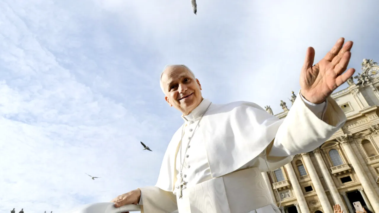 Papa Leon XIV își petrece nopțile pe smartphone: Ce aplicație îl ține treaz noaptea