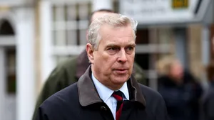 Prinţul Andrew, exclus de la masa regală de Crăciun, în contextul noilor controverse