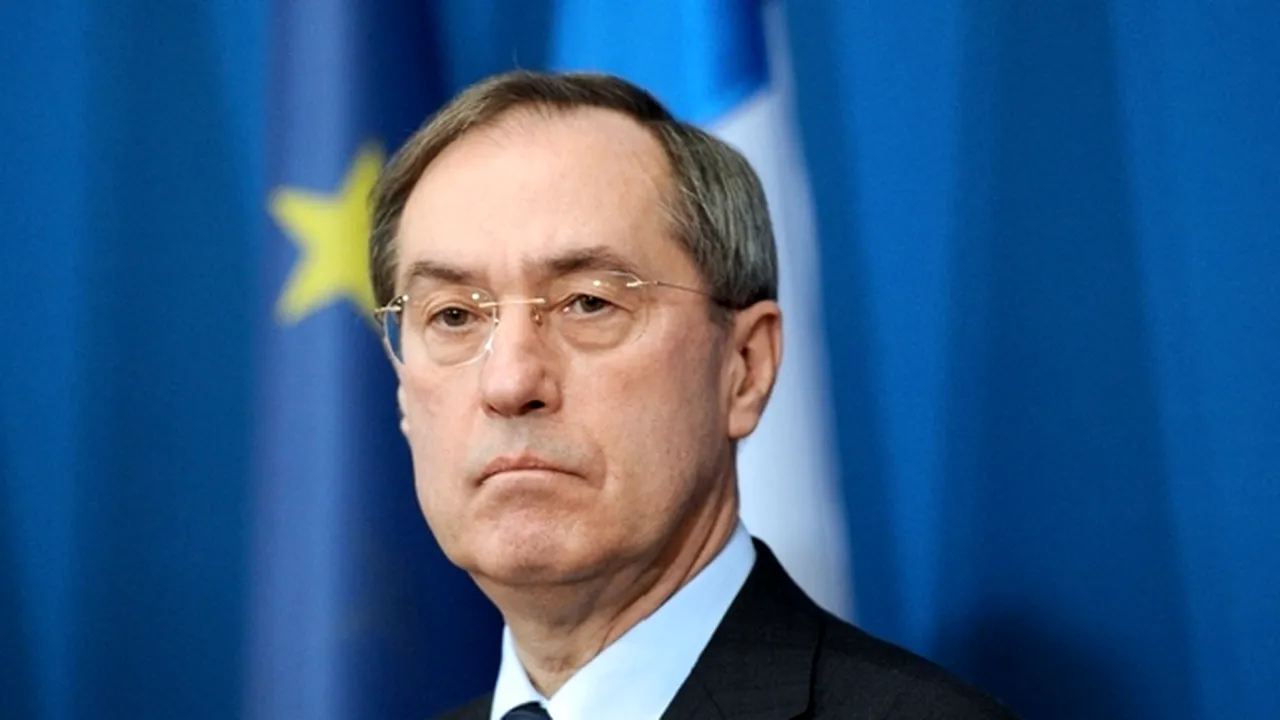 Fostul ministru francez de Interne Claude Guéant, suspectat de fraudă, reţinut de poliţie