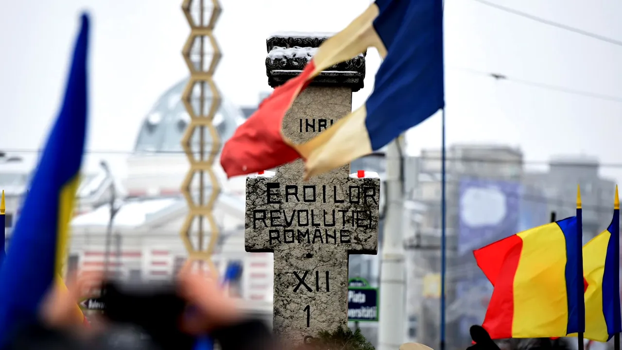 Ciolacu, la 33 de ani de la Revoluţie: Să luptăm pentru România până la capăt