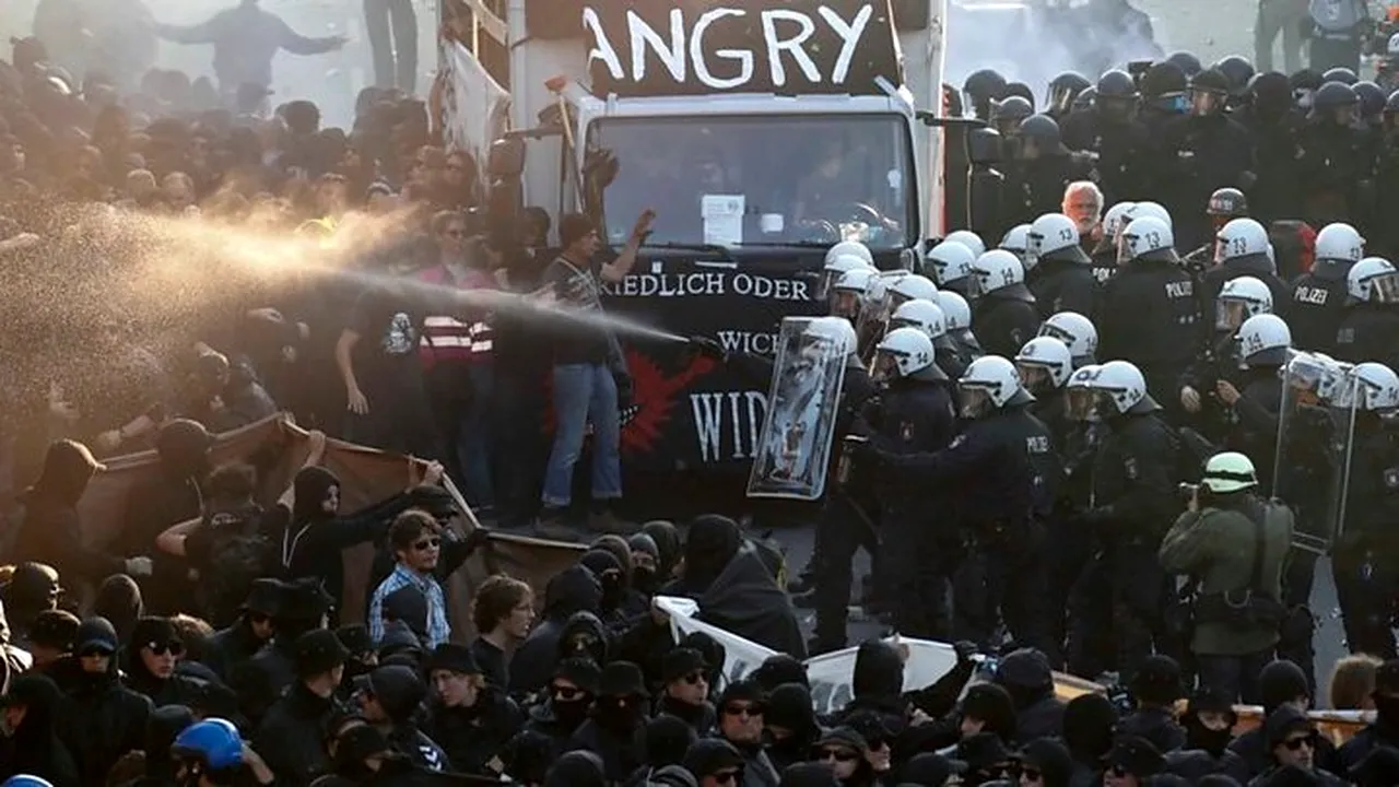 Rusia, după violenţele din Germania, soldate cu sute de răniţi: Summitul G20 de la Hamburg nu a fost afectat de proteste. Incidentele, hulganism pur