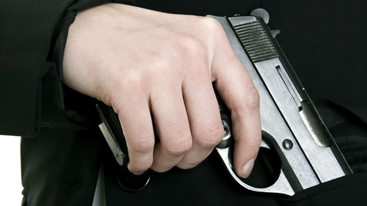 Focuri de armă într-o benzinărie din Caracal