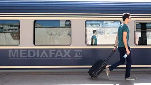 Ministerul Turismului: Angajaţii de la stat vor primi vouchere de vacanţă şi anul viitor