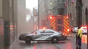 VIDEO Zonă a unui district financiar din Canada, evacuată în urma unui incediu la un transformator electric