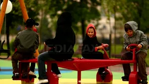 Sistemul de sănătate mintală pentru copii, orientat excesiv spre medicaţie, mai puţin spre terapie