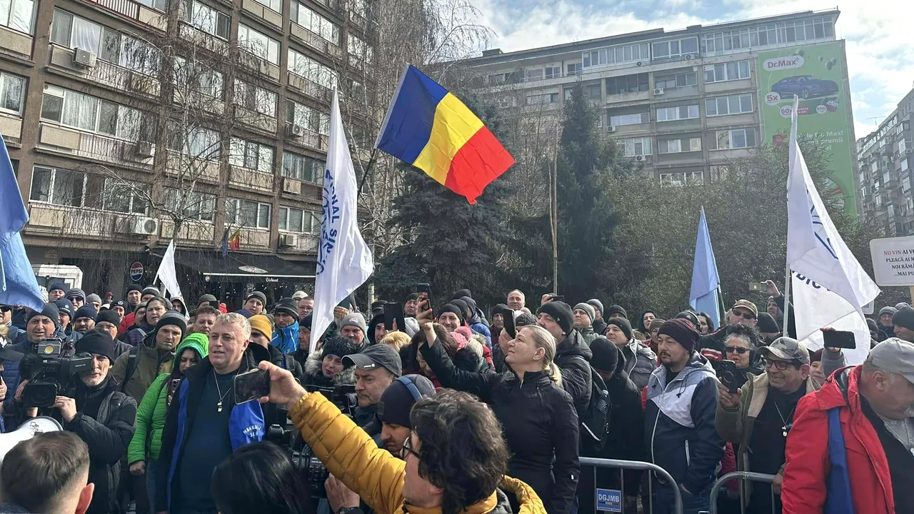 Blocul Naţional Sindical, protest la Ministerul Economiei. Se cere salvarea Şantierului Naval Mangalia