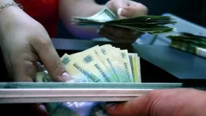 Romanian Leu Exch Rate Touches 5-Yr Low Vs Euro, At RON4.1385