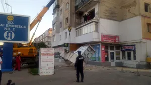 Explozia din Botoşani | Bărbatul rănit care a ajuns la Iaşi sâmbătă seară, nu poate fi transportat la Bucureşti 