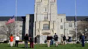 Studentă de origine chineză, decapitată la universitatea Virginia Tech (Video)