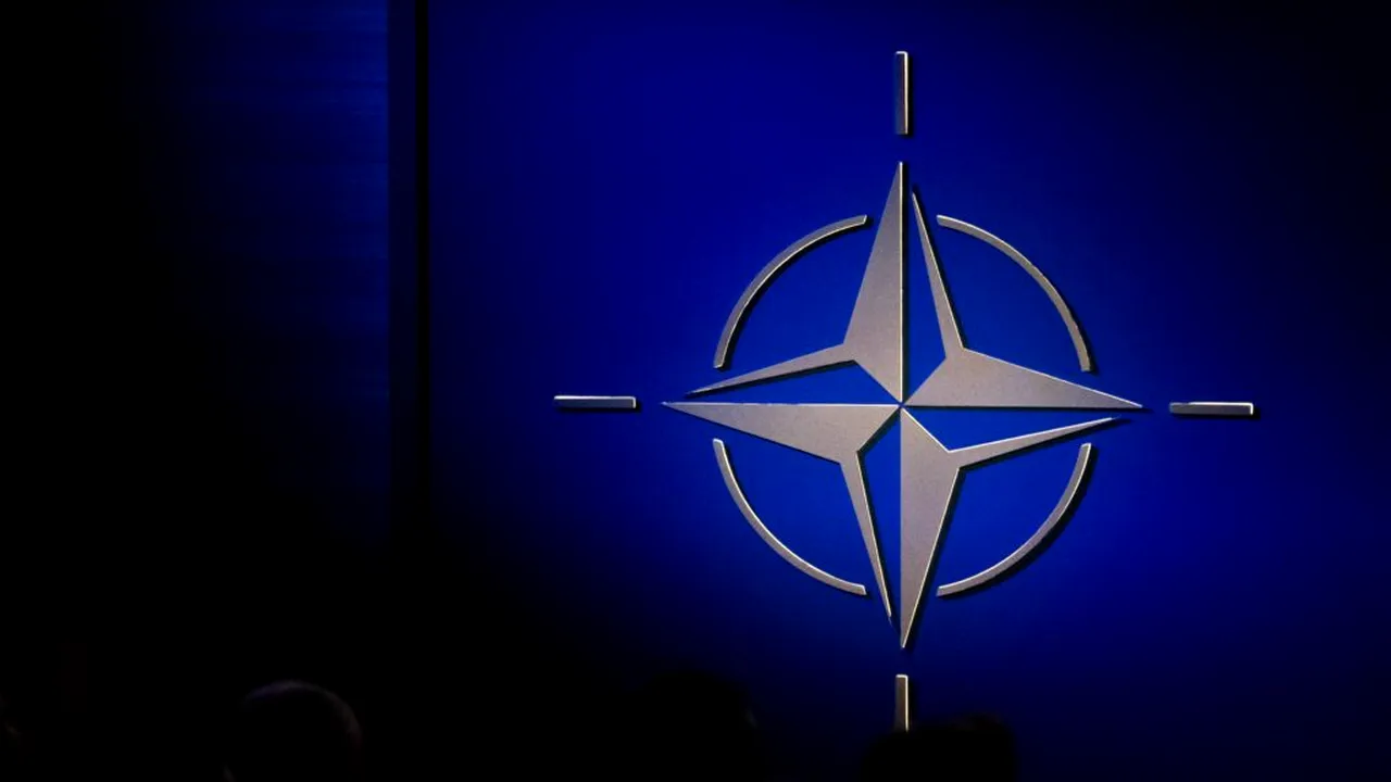 Înalt oficial militar NATO: Alianța ia în considerare o abordare „mai agresivă” împotriva războiului hibrid al Rusiei