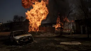 A 31-a zi de război în Ucraina. Sirenele au sunat azi în 7 oraşe şi în capitală. Bătălia pentru Herson. Trupele ruse patrulează la Marea Neagră. Gruparea Wagner ar fi plănuit uciderea lui Zelenski. Primarul capturat a fost eliberat. Armata rusă a bombardat oraşul Lvov. Discurs istoric al lui Joe Biden la Varşovia