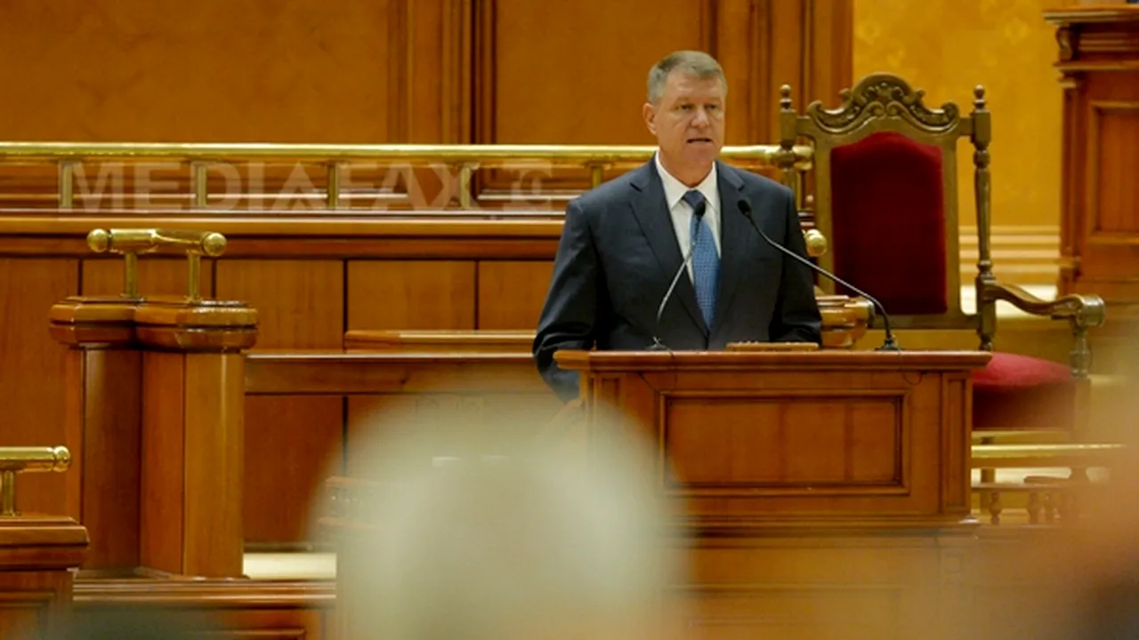Klaus Iohannis, în faţa Parlamentului: Îmi doresc să se spună despre 2015 că a fost anul în care a început schimbarea modului de a se face politică în România şi începutul înnoirii clasei politice 