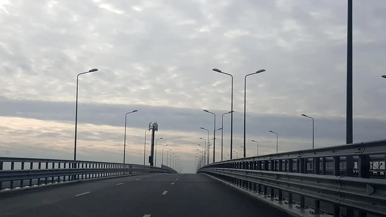 CNAIR a inaugurat, noaptea şi cu întârziere, un tronson de 3,3 kilometri din Autostrada A3 - GALERIE FOTO