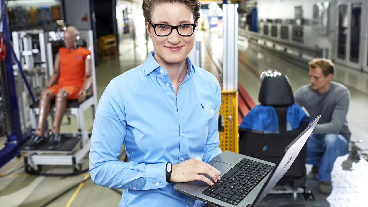 (P) Autoliv a deschis o nouă divizie de electronice la Braşov! Compania recrutează ingineri de dezvoltare şi testare software!