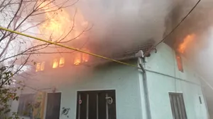 Tragedie în Turda. 6 persoane, între care 4 copii, găsite moarte într-o casă cuprinsă de incendiu