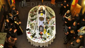 Cristi Paţurcă, înmormântat la Bellu în prezenţa foştilor colegi din Piaţa Universităţii