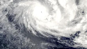 ANM: Ciclonul polar Olaf ajunge, duminică, în România. Precipitaţiile se vor transforma în ninsoare