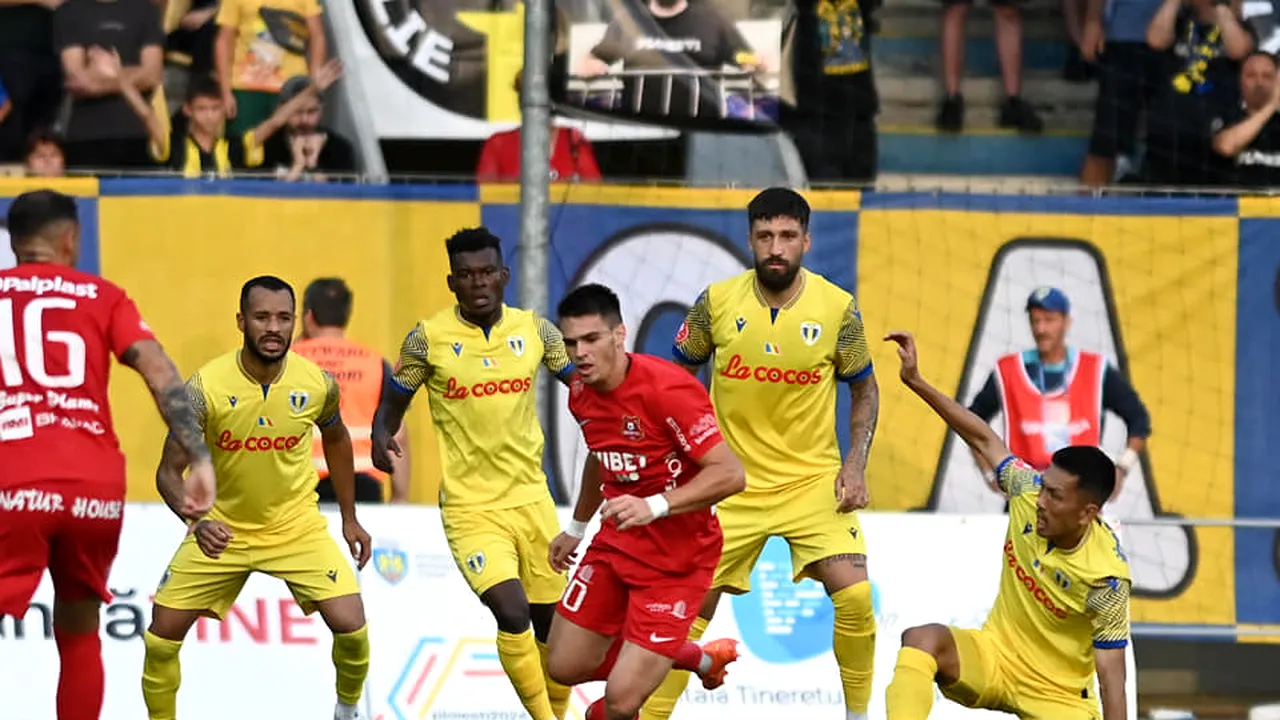 Remiză albă între Petrolul şi Hermannstadt. Dragoş Iancu a părăsit terenul cu fractură deschisă