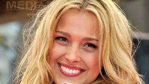 Modelul Petra Nemcova s-a logodit