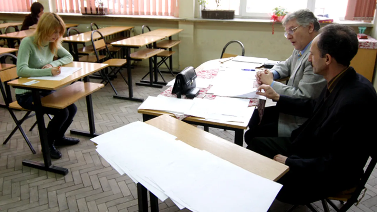 BAC 2010: Peste 35.000 de elevi au primit, miercuri, certificat de utilizator experimentat la română