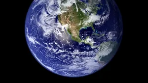 Un asteroid va trece luni la mică distanţă de Terra