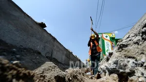 Proiectul NETCITY, la sfârşitul primei etape: Primăria Capitalei va înlătura cablurile aeriene în zona Mircea Vodă