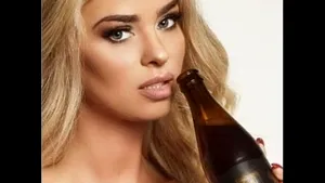 Berea poloneză care include acid lactic extras din corpurile unor fotomodele a debutat pe piaţă. Ce părere au primii clienţi despre băutură
