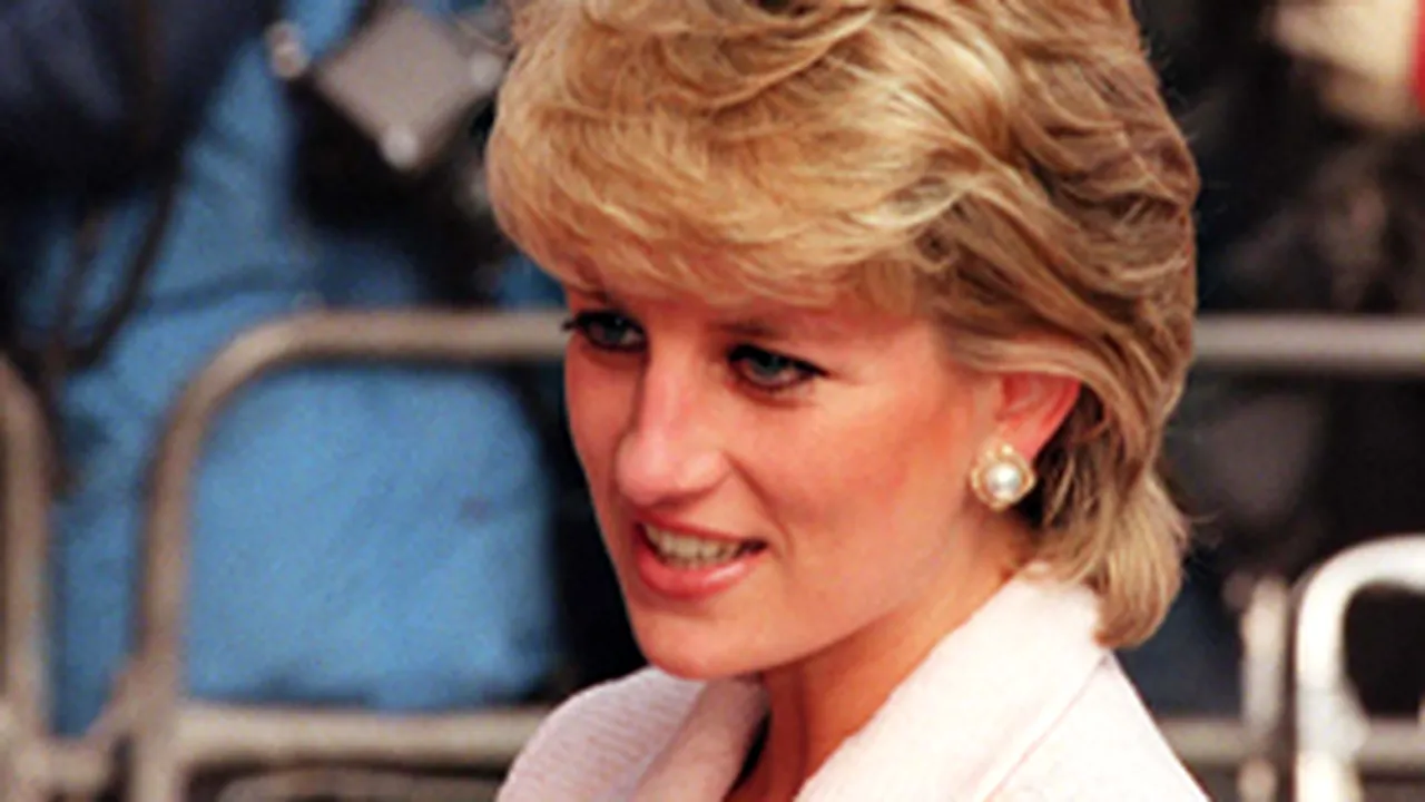 O rochie a prinţesei Diana nu a atras niciun cumpărător