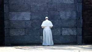 Papa Francisc, vizită istorică la Auschwitz. Preşedintele Congresului Evreiesc Mondial a salutat gestul: 