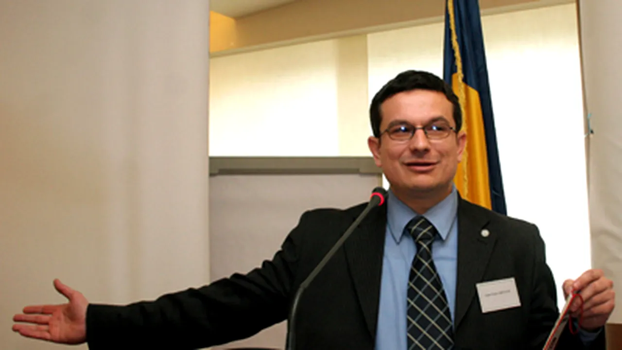 Preşedintele CNCD: E nevoie de o reglementare a articolelor discriminatorii de pe Internet