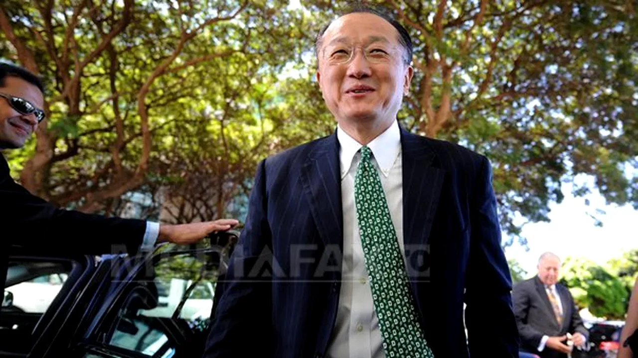 Americanul Jim Yong Kim, desemnat preşedinte al Băncii Mondiale pentru un mandat de 5 ani. Postul este monopolizat din 1946 de către americani