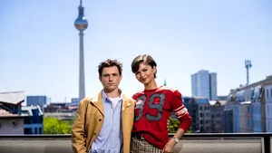 Cum ar fi arătat nunta secretă a lui Tom Holland și Zendaya. Domeniu de lux, flori sălbatice și fără telefoane
